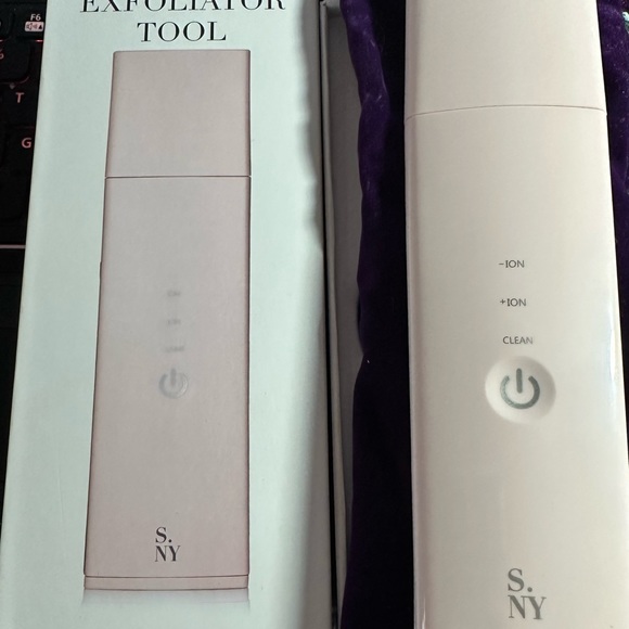 Solaris Ultrasonic Exfoliator Tool - Picture 1 of 3
